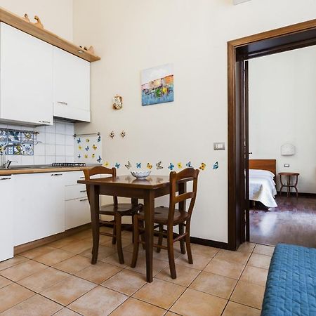 Grimaldi 8 Apartment By Wonderful Italy คาตาเนีย ภายนอก รูปภาพ