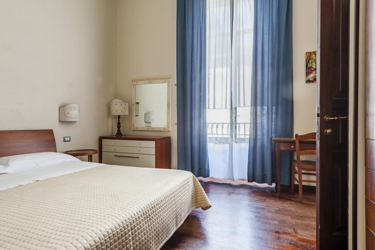 Grimaldi 8 Apartment By Wonderful Italy คาตาเนีย ภายนอก รูปภาพ