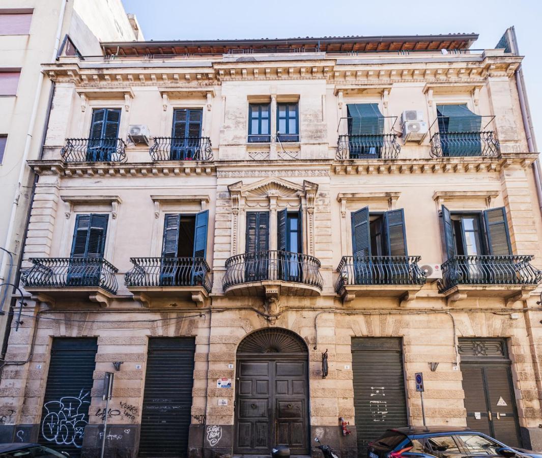 Grimaldi 8 Apartment By Wonderful Italy คาตาเนีย ภายนอก รูปภาพ